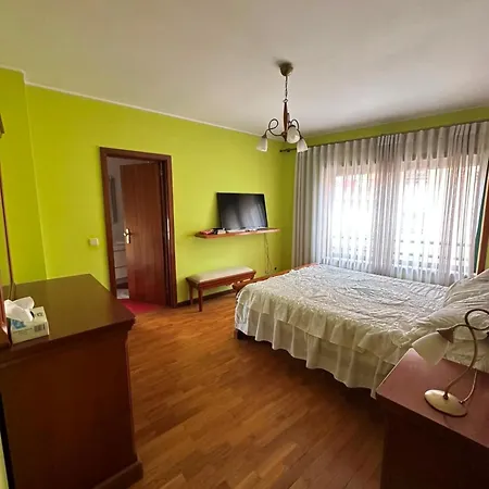 Balcony 2 Bedrooms Gaia * Vila Nova de Gaia